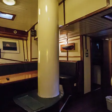 Unique House On Boat In Rotterdam *